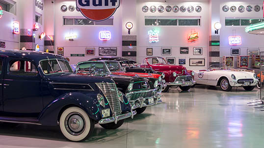 General view from the museum’s American Cars section