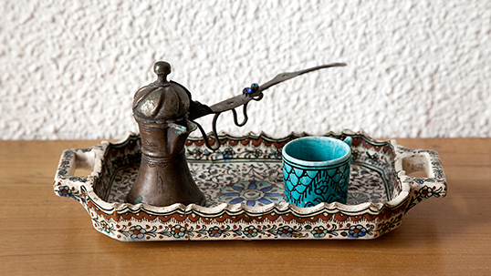 Pan and cup from Kütahya region and coffee pot from Istanbul region