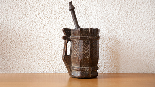 A mortar featuring geometrical decorations, from Konya region